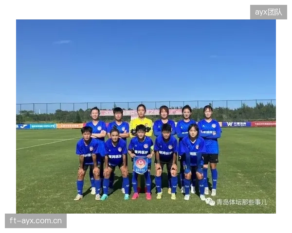 青岛西海岸以15场9平的保守战术积累分数，传球的冒险性有待提高。